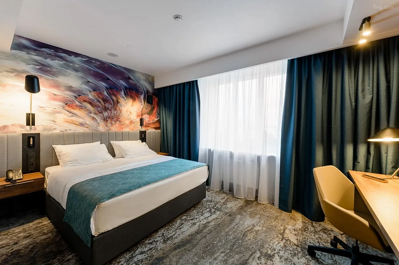 City Park Hotel, Сургут, бывший DoubleTree by Hilton